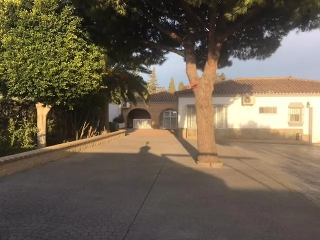 וילה Torrealta, 4000 M2 *