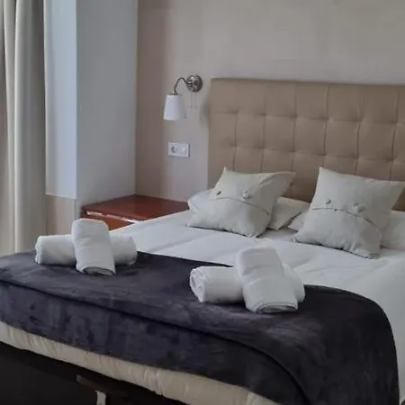 Torrealta, 4000 M2 Villa *