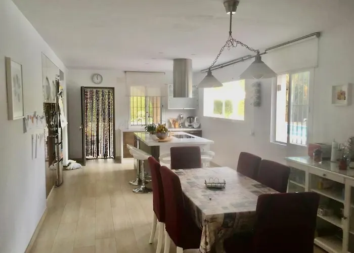 Torrealta, 4000 M2 * 加的斯