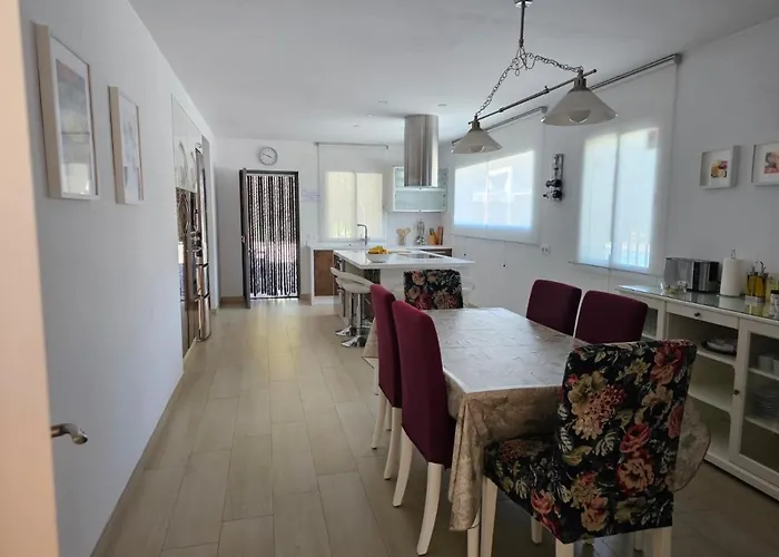 Torrealta, 4000 M2 Vila *